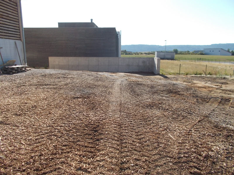 Bachhausen, An der Lände
